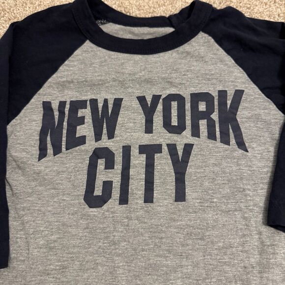 New York City Boy's Long Sleeve Raglan T-Shirt Size Small Gray Navy Blue - Picture 2 of 4